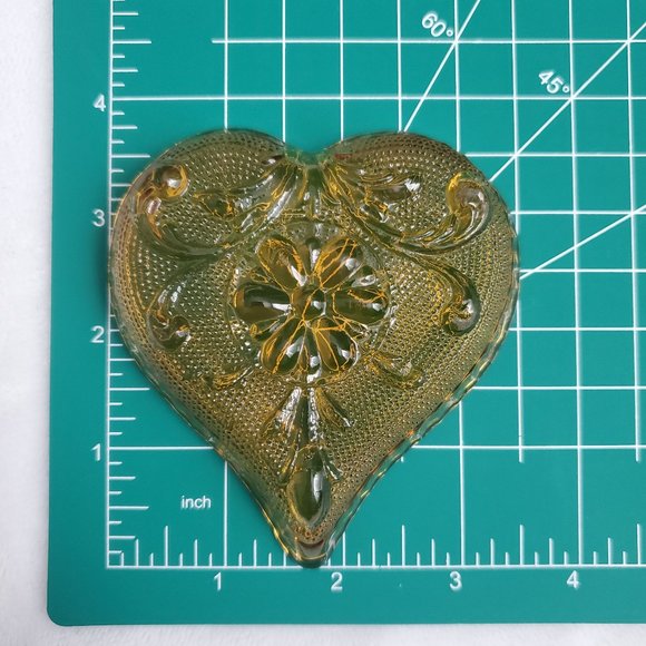 Vintage Amber Indiana Glass Heart Shaped Trinket Dish - Picture 3 of 3